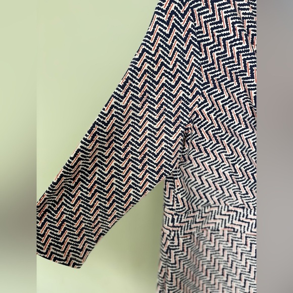 J.Mc Laughlin Lanie dres. Navy/white/red checks on V neck. 3/4 sleeve - size LG - Picture 3 of 10